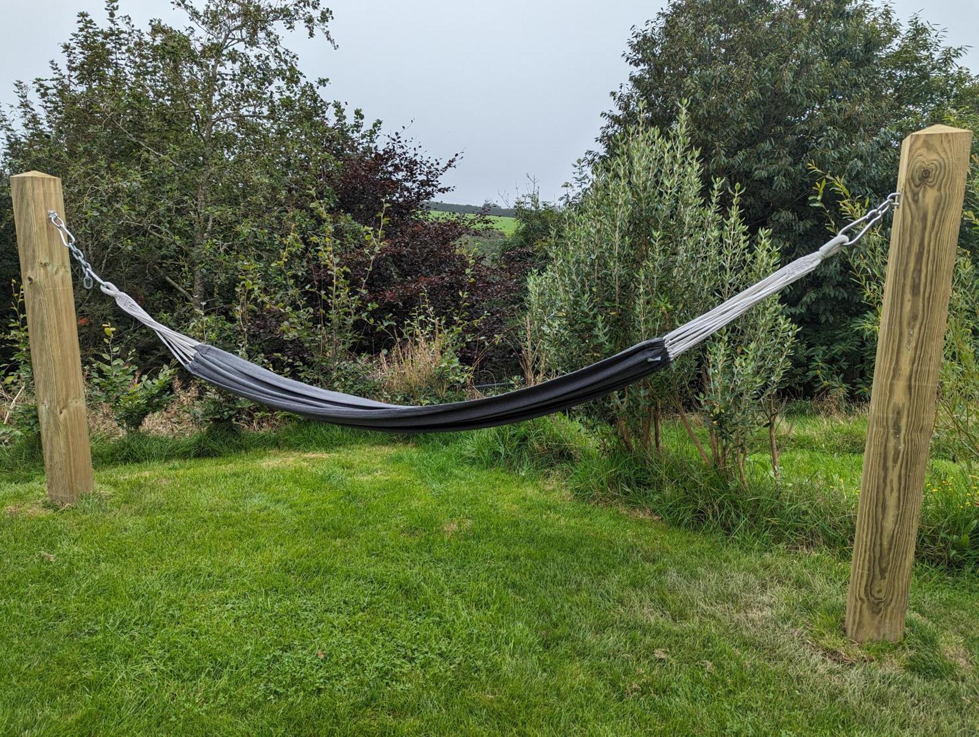 Luxury Glamping Cabin With Outdoor Bath On Cornish Flower Farm Truro Buitenkant foto