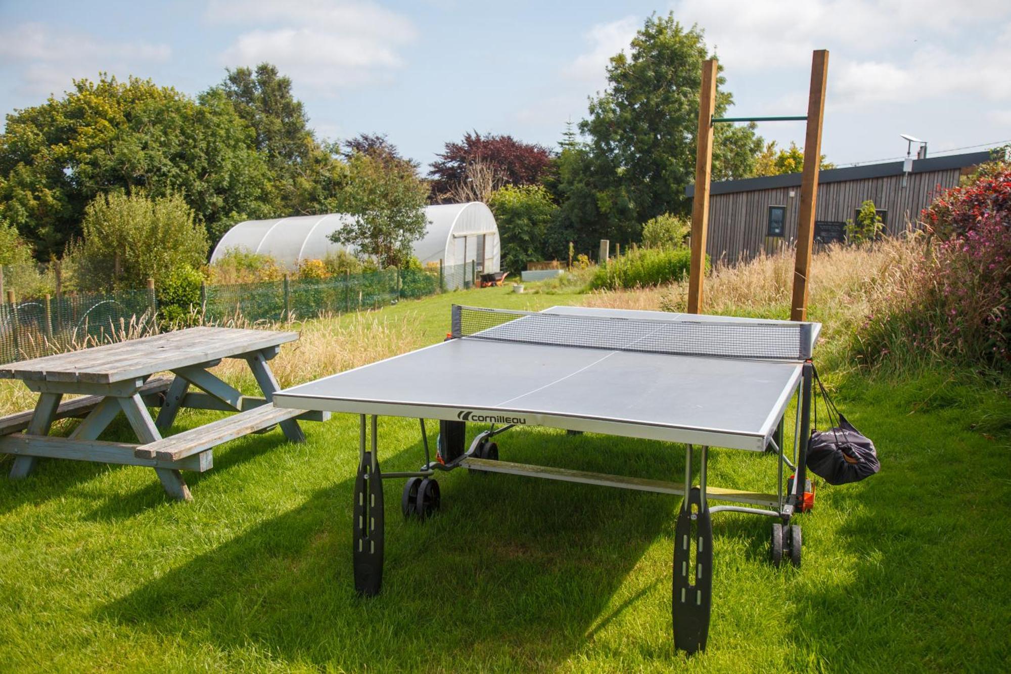 Luxury Glamping Cabin With Outdoor Bath On Cornish Flower Farm Truro Buitenkant foto
